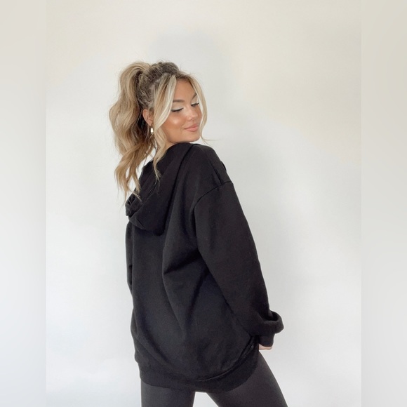 Lane 201 Black Oversized Zip-Up Jacket - Workout, lounge, cozy - Picture 2 of 3